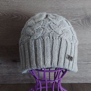 Under Armour Cable Knit Women's Beanie Hat Cap Fleece Lined Gray Winter